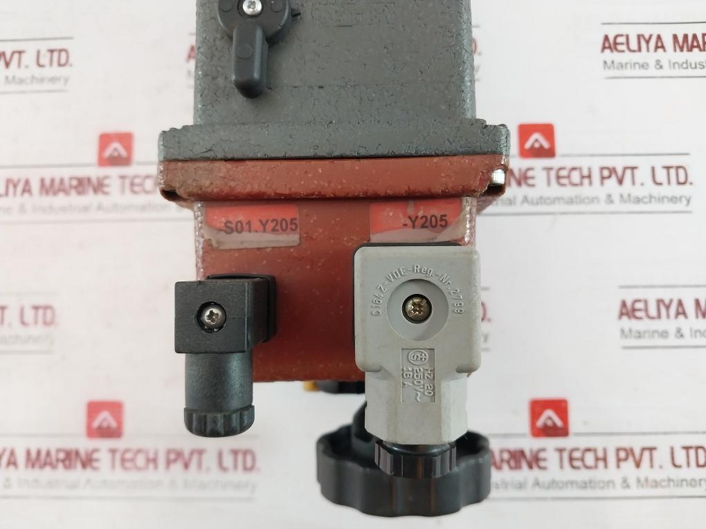 J+J L55 Z V1 Butterfly Valve W/ Electrical Valve Actuator 12-48 Dc // 15-48 Ac