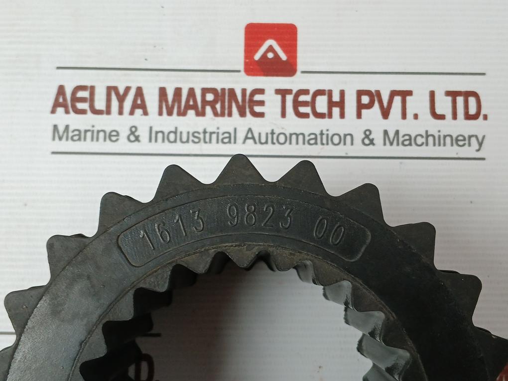 1613 9823 00 Gear Flex Coupling Atlas Copco