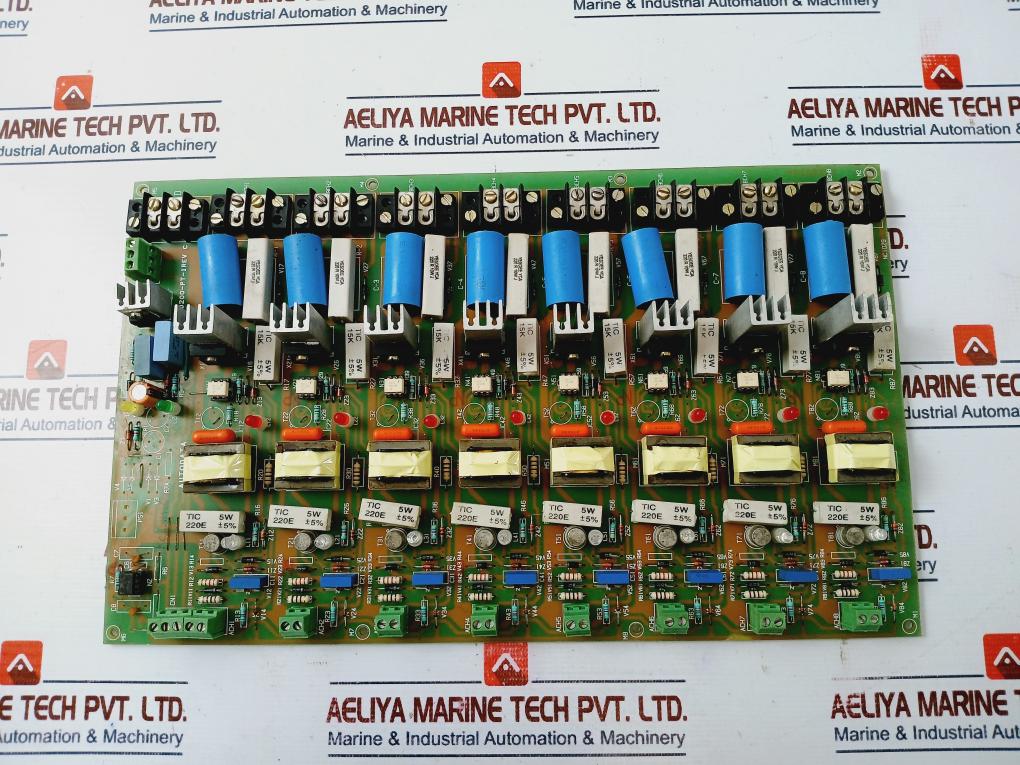 Autodata Ad200-pt-1 Printed Circuit Board Rev: C Rc21111102