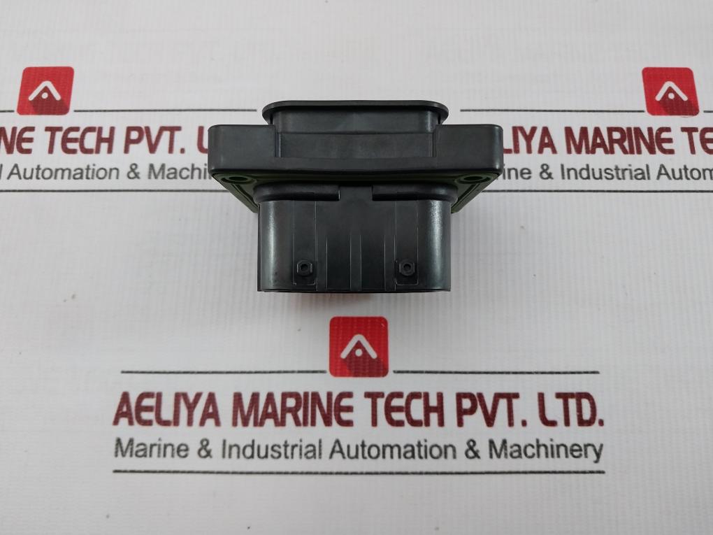 Automotive Housing Srk02-flb-64A-001 Te Connectivity