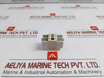 Auxiliary Contact Block 50Hz 10A Fuji Electric Sz-a11 - Lot Of 2X