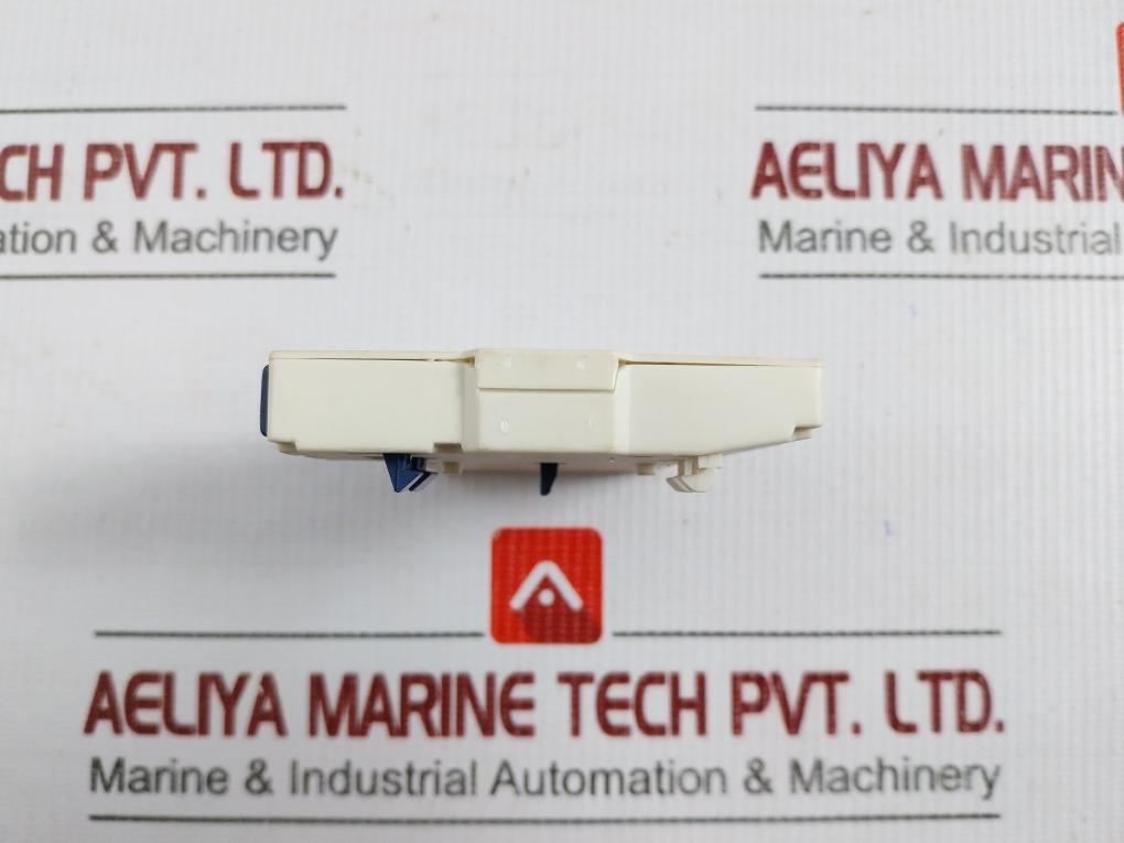 Auxiliary Contact Block 690V 10A Part No Lad8N11 Telemecanique