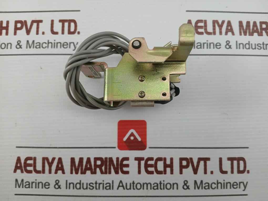 Auxiliary Switch Ax1Ct4Nr With New Condition