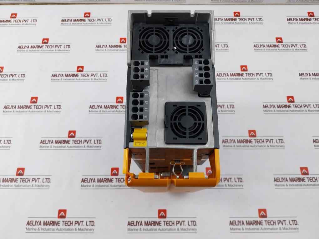 B&R 8Ei024Hws10.0200-1 Servo Drive Faa80168629 Ip20 Rev.C0 0-480Vac