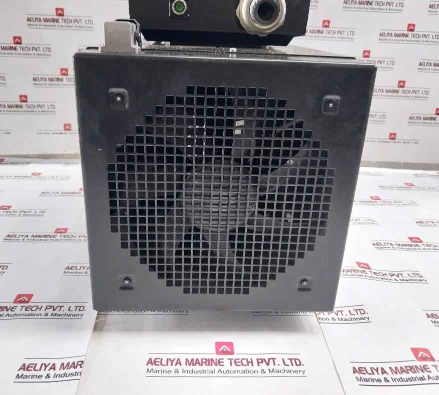 B&r 8lsp93.db013k105-3 Servo Motor Rev C8 Ip 64 24v Dc M6jp1 427159
