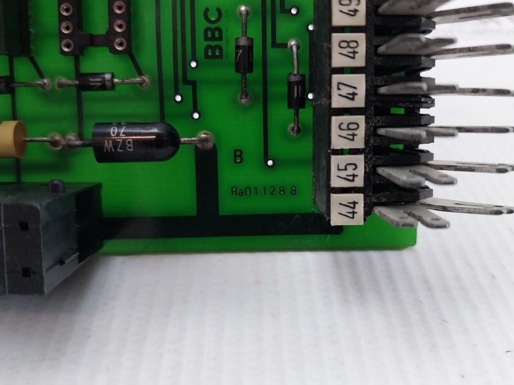 7 750 349 R1 Bbc Gvt