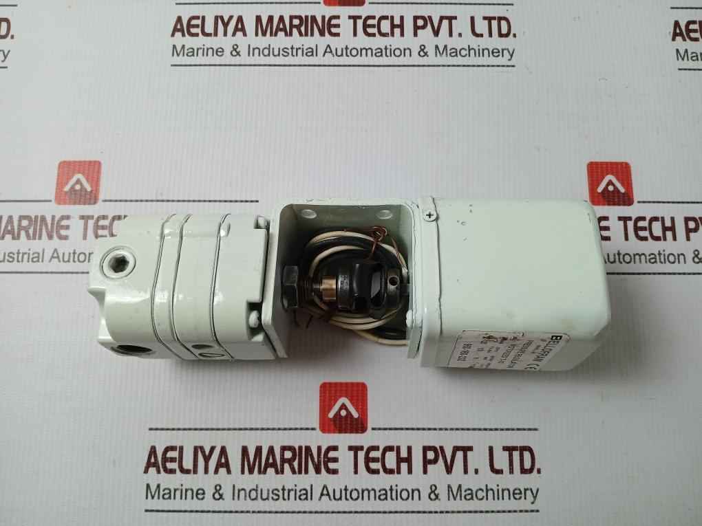 Bellofram 960-180-232 Pressure Regulator Psi.2-120 Rpm.6 110 V.A.C.