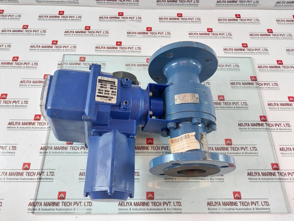 Bernard Controls 0a8 Pneumatic Actuator & Starline 215-sgs-g Ball Valve Assembly