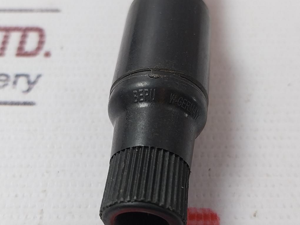 Lot Of 2X Beru 0 300 102 001 Plug Connector