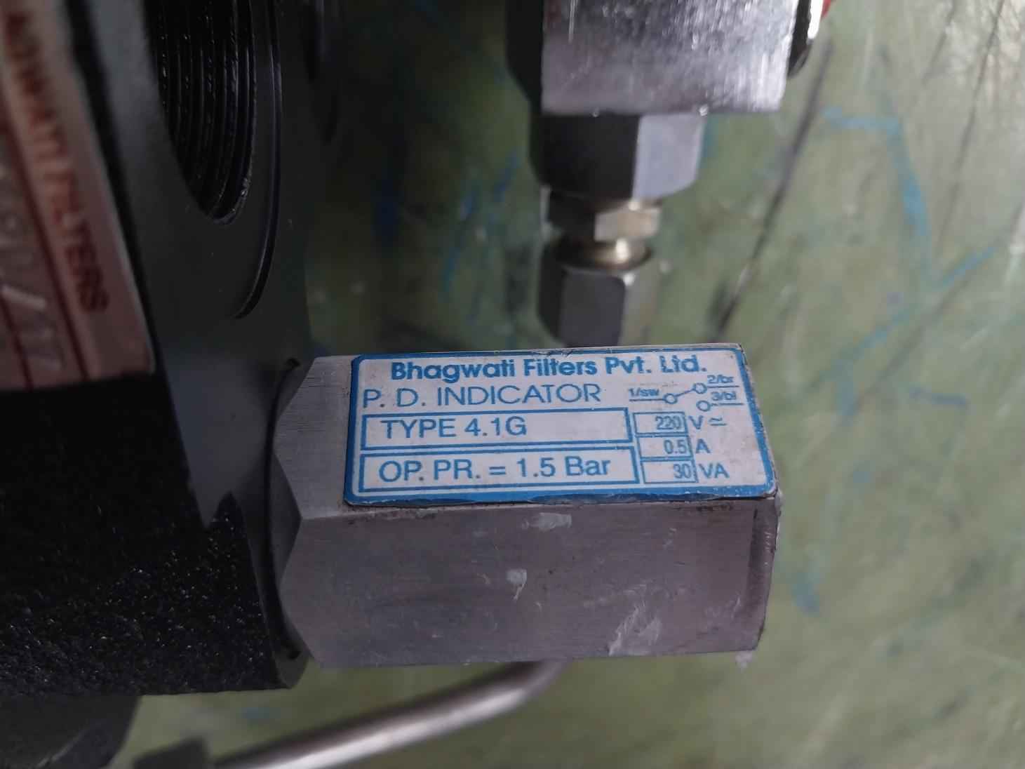 Bhagwati Filters 25D90G100 Dual Hydraulic Filter With Indicator 1/4" Bsp