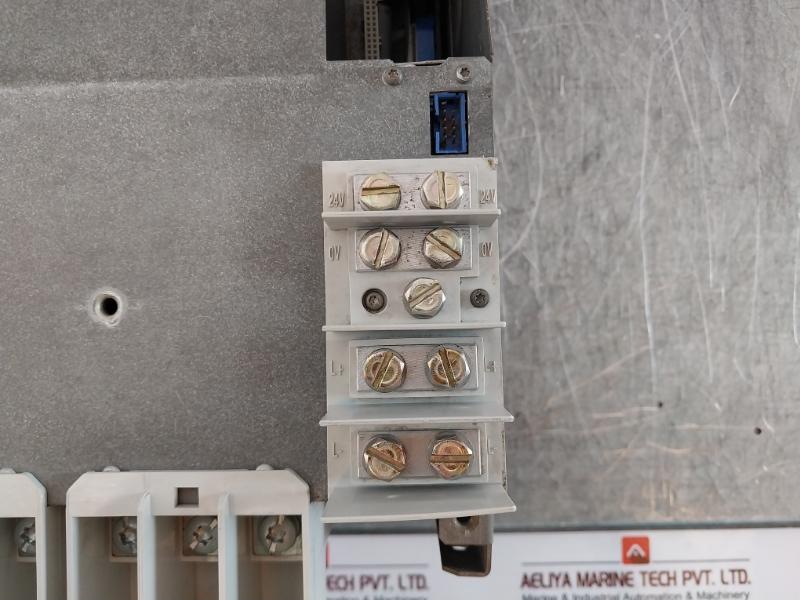Bosch Rexroth Indradrive Hcs03.1E-w0100-a-05-npbv Compact Converter 3A Dc24V