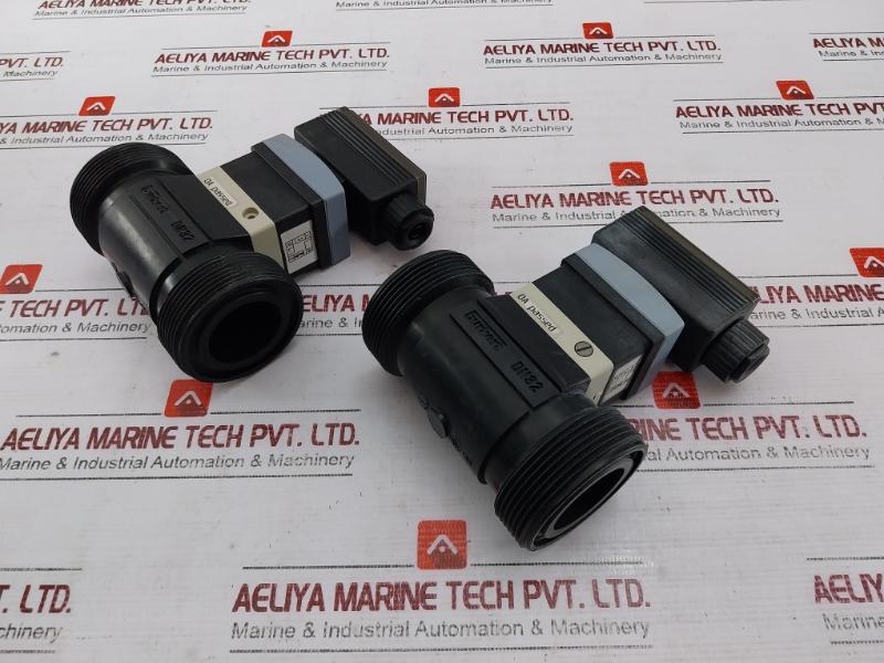 Burkert Flow:Se30/8030 Inline Flowmeter For Continuous Measurement 00444306