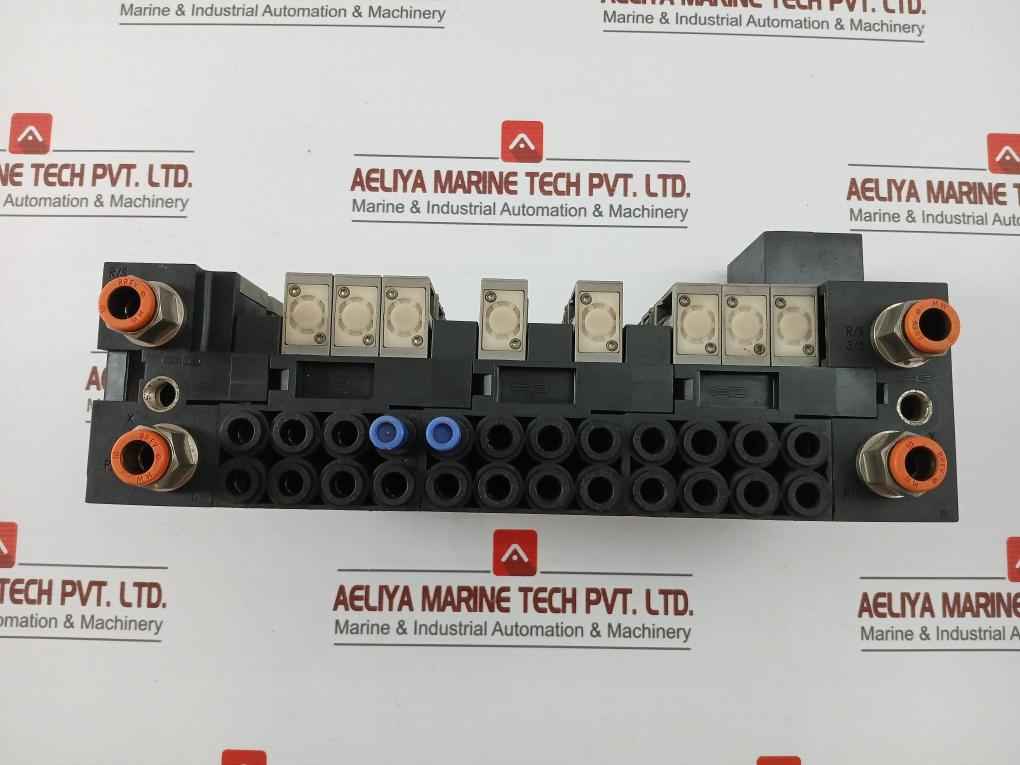 Burkert 8640 Modular Valve Unit For Pneumatic 24Vdc 2W
