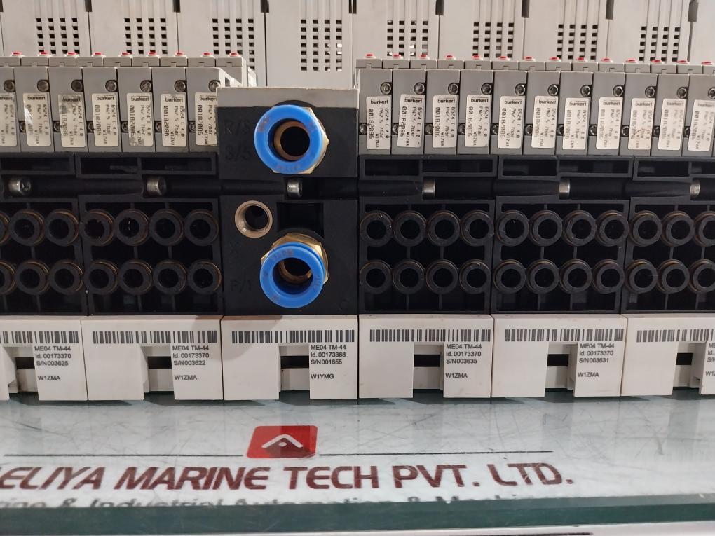 Burkert Airline EX System 8650 Electropneumatic Automation System