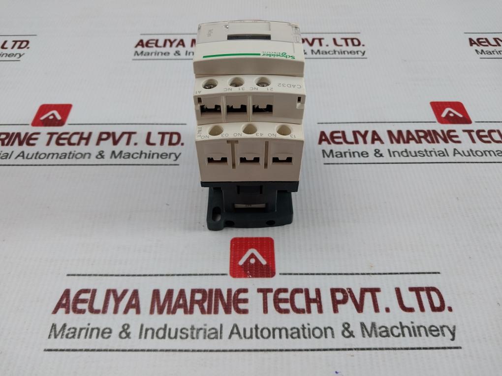 Cad32M7 Control Relay 220V 50/60Hz Schneider Electric