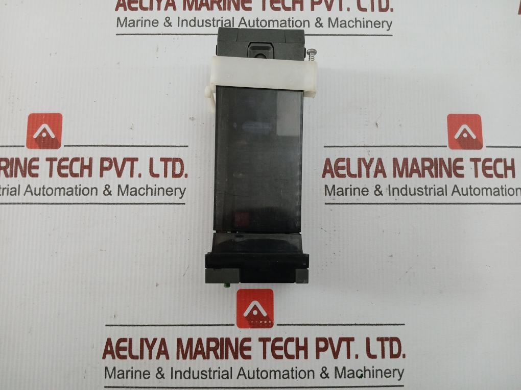 911.129 Series 9000 Temperature Controller Relay 230V Cal Controls