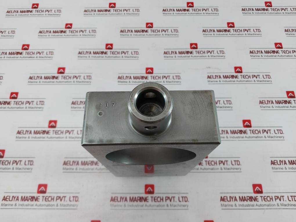 Cameron 2147473-01 Gate Valve Rev: 02 4502888060_1_2 Ht_N7266