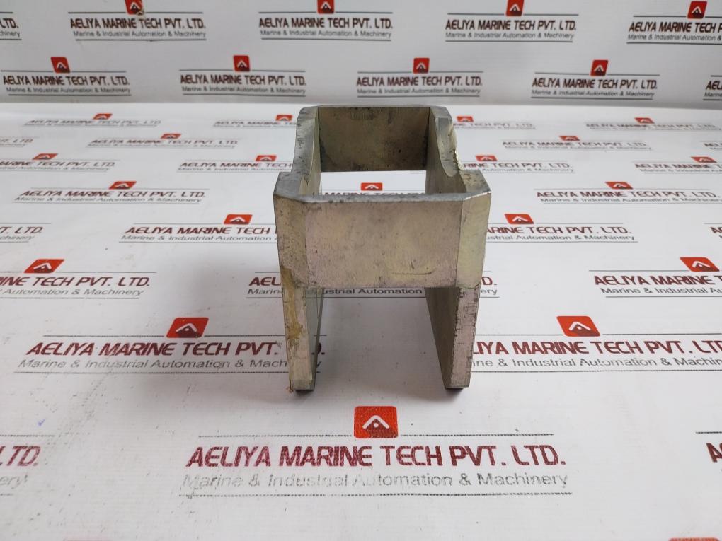 Cameron 631474-02 3 1/16" 15M Fcs Gate Valve Retainer Box Fr 177-001857