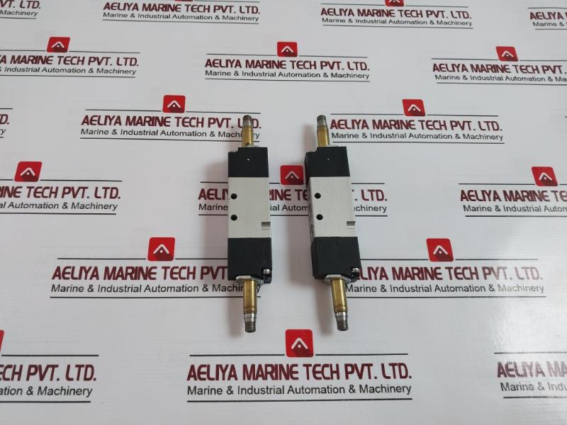 Camozzi 358-011-02 Double Solenoid Valve 10 Bar