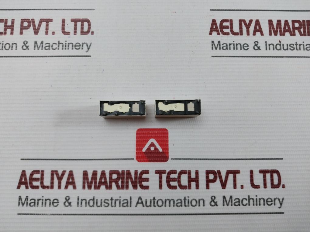 Lot Of 2X Carlo Gavazzi M15M A H 001 Control Relay 24Vdc 8A 250Vac