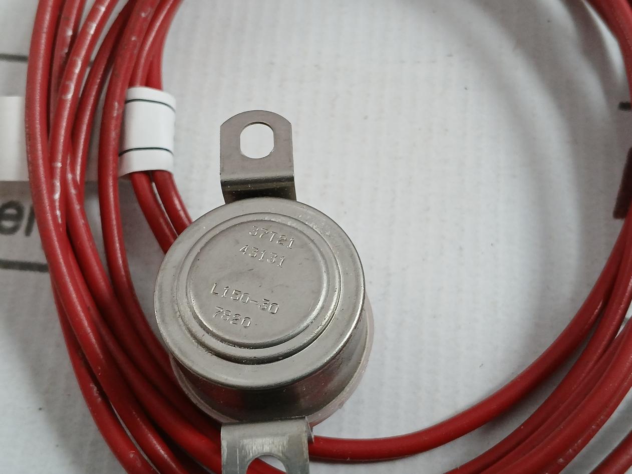 Carrier Transicold 66U1 6912 1 Thermostat Switch 37T21 1 Meter