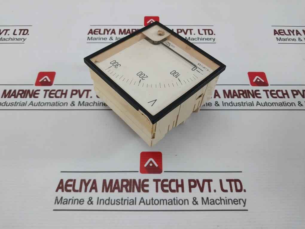 Cewe Iq96 Analog Voltmeter 0-300V