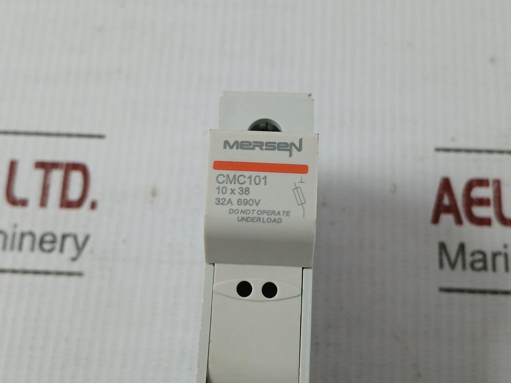 Cmc101 Mersen 32A 690V 3W Modulostar Fuse Holder Rail Mount