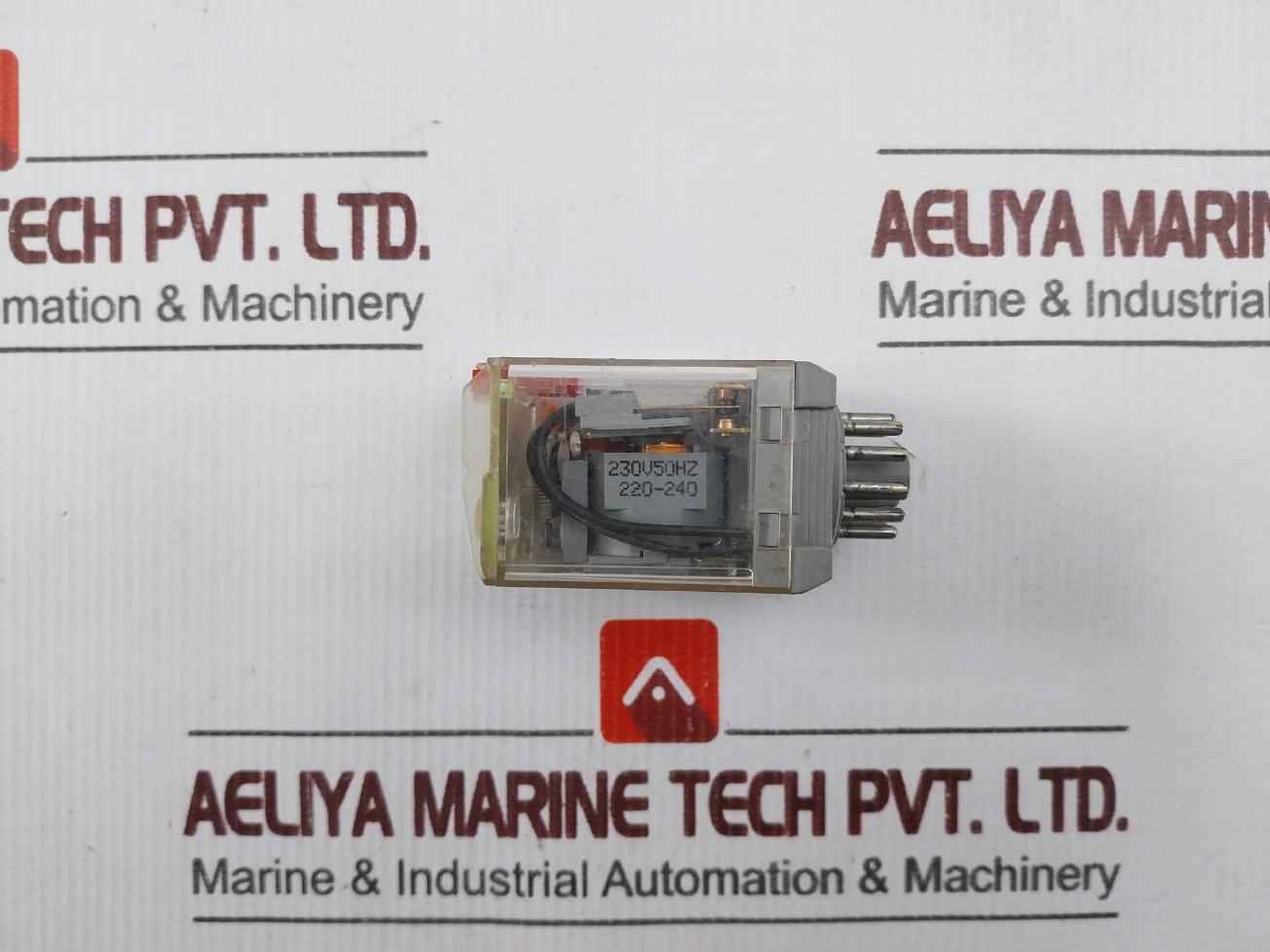 Comat C3-a 30 Changeover Industrial Pluggable Relay