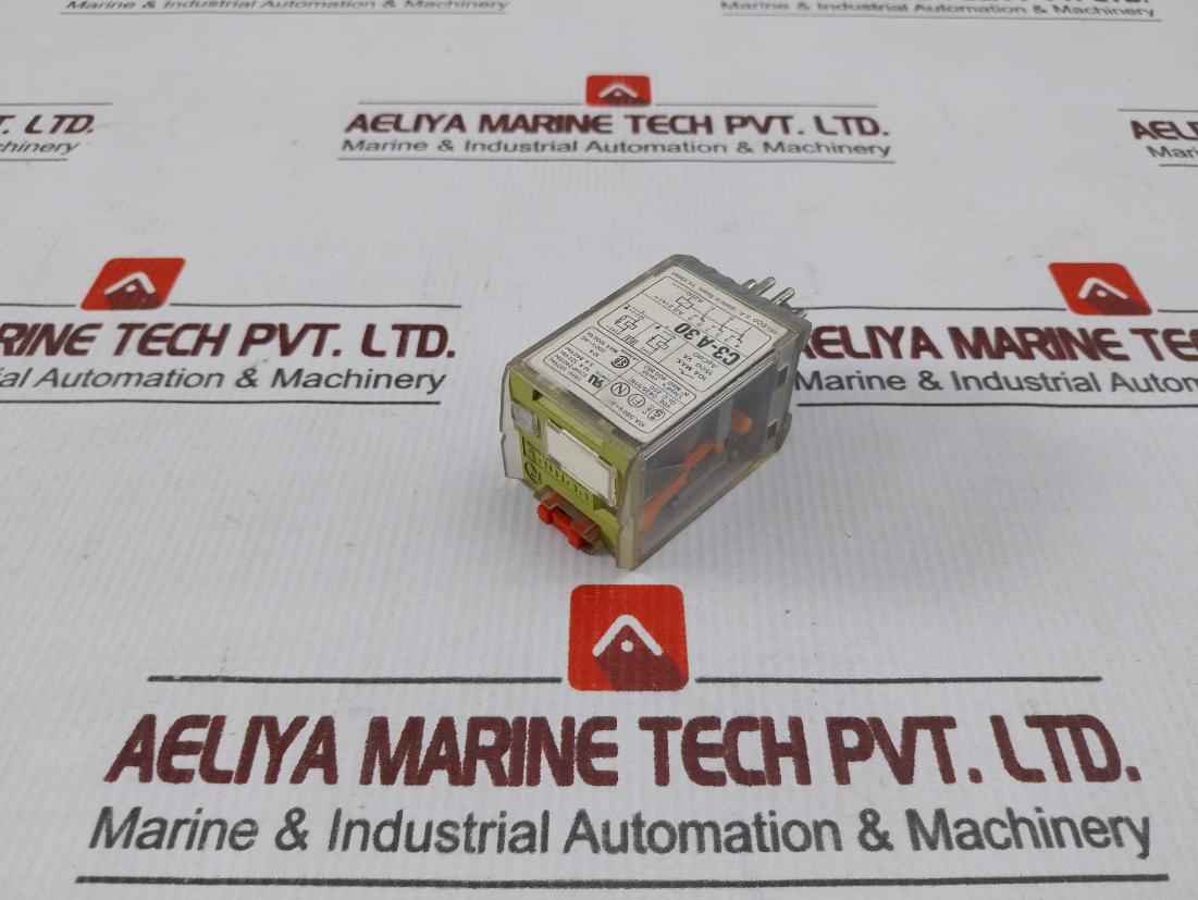 Comat C3-a 30 Changeover Industrial Pluggable Relay