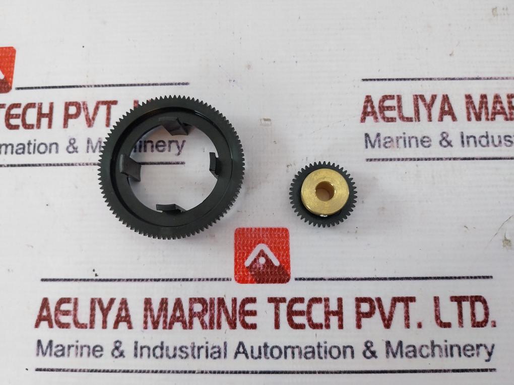 Sauter 0370644002 Potentiometer + Rotating Gear Pd2 210-130R/5Ko 4Fm