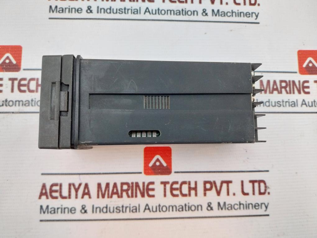 Contemp Ccm44 Temperature Controller Ccm44-0-frn-4-s-000