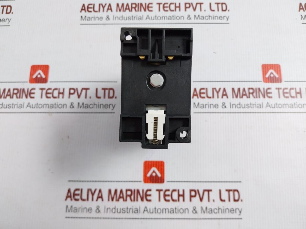 Control-Relay-600-V-By-Siemens-3Th4022-1Xb4-208440-7