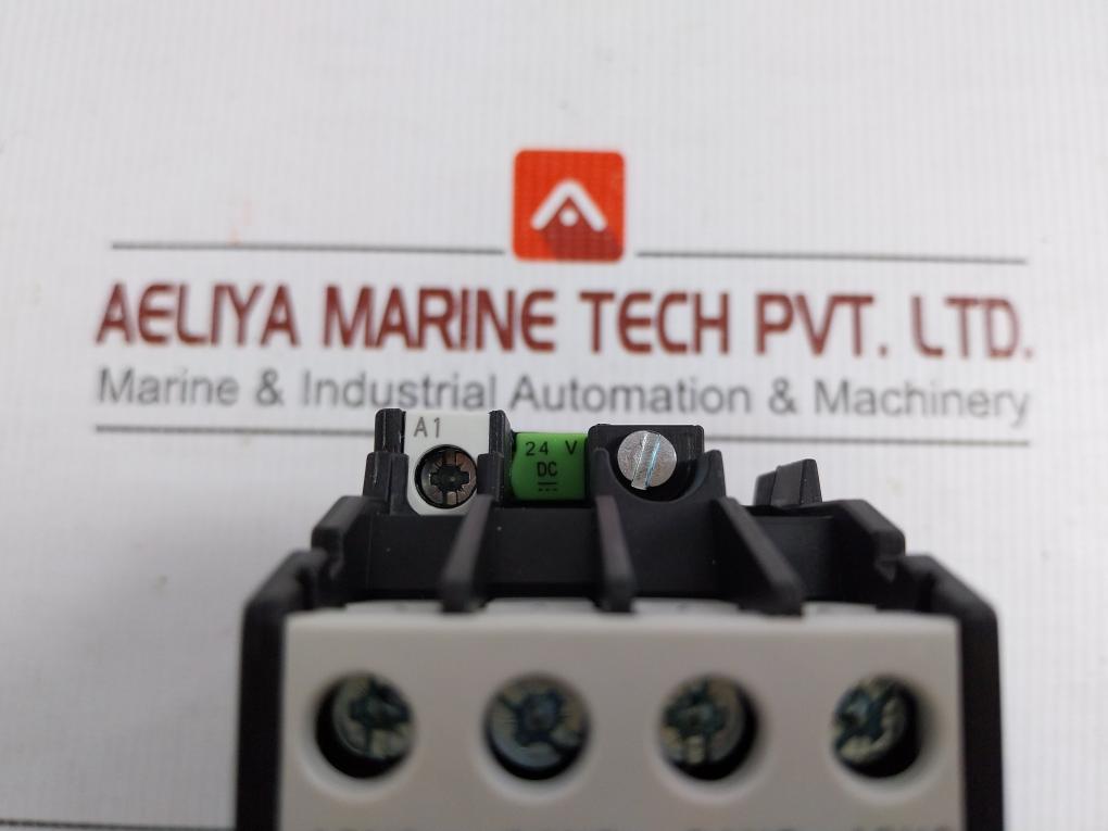 Control-Relay-600-V-By-Siemens-3Th4022-1Xb4-208440-8