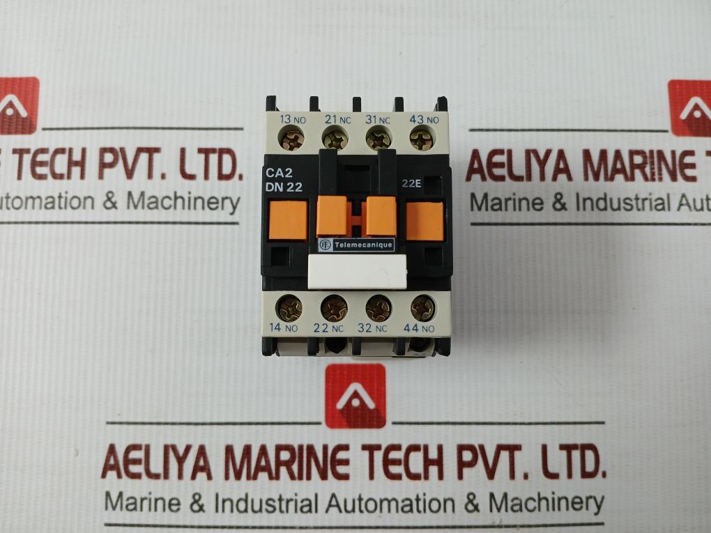 Control Relay Ca2 Dn 22 Telemecanique 220V 60Hz
