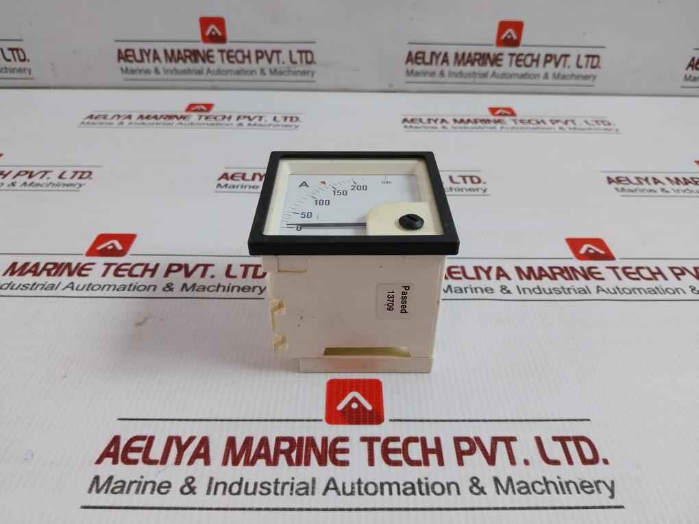 Crompton Control Analog Ammeter 600V 50/60 Hz Ip54 Part No E243-026G