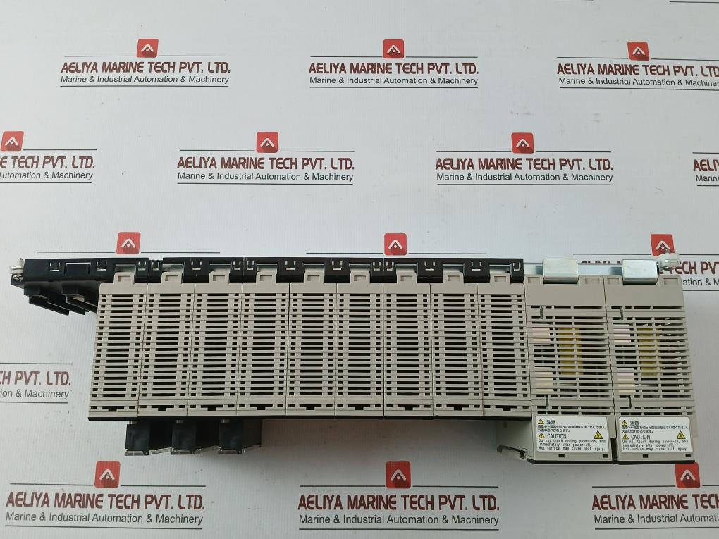 Cs1W-da08C Analog Output Unit Cs1W-sp001, Cs1D-pa207R 240V Ac Omron