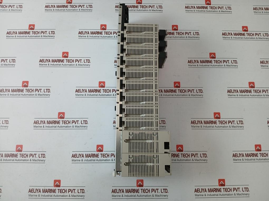 Cs1W-da08C Analog Output Unit Cs1W-sp001, Cs1D-pa207R 240V Ac Omron