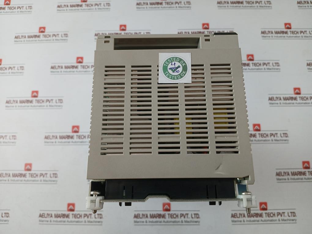 Cs1W-da08C Analog Output Unit Cs1W-sp001, Cs1D-pa207R 240V Ac Omron