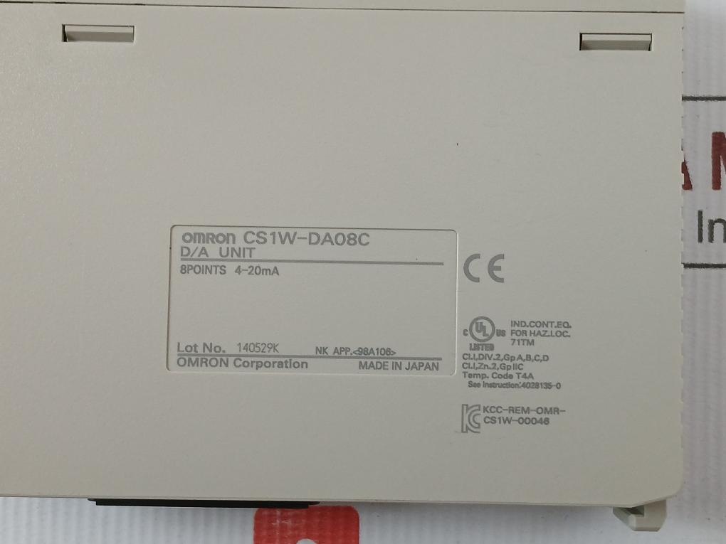 Cs1W-da08C Analog Output Unit Cs1W-sp001, Cs1D-pa207R 240V Ac Omron