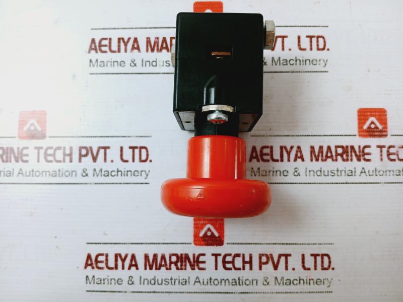 Curtis/Albright Ed125-1 Manually Operated Emergency Disconnect Switch 48V Max