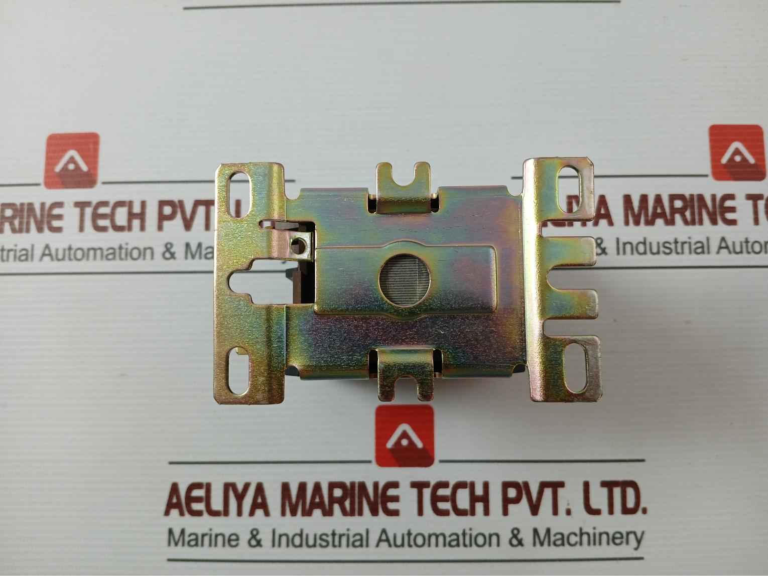Cutler-hammer C25Dna3402 Contactor 40A/50-60Hz