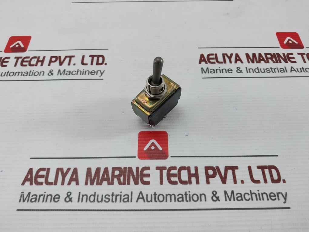 Cutler-hammer St52R Toggle Switch