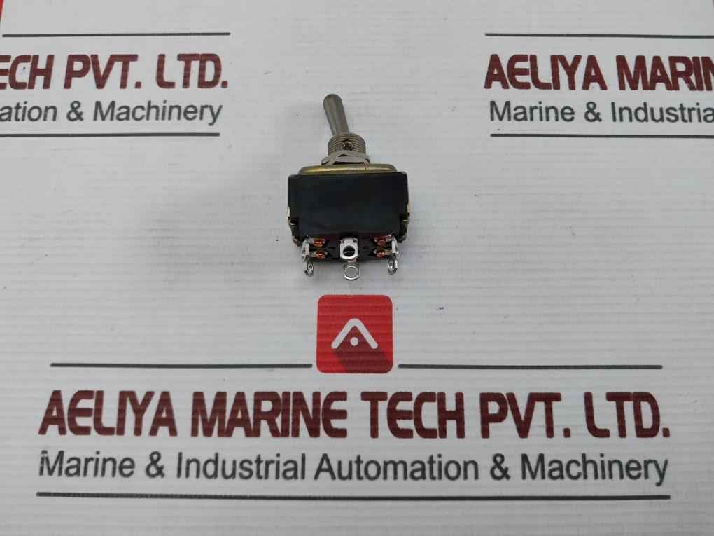 Cutler-hammer St52R Toggle Switch