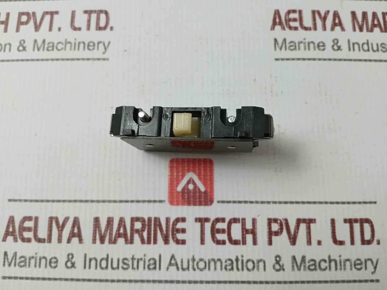 Cutler-hammer C320Ka1 Auxiliary Contact New