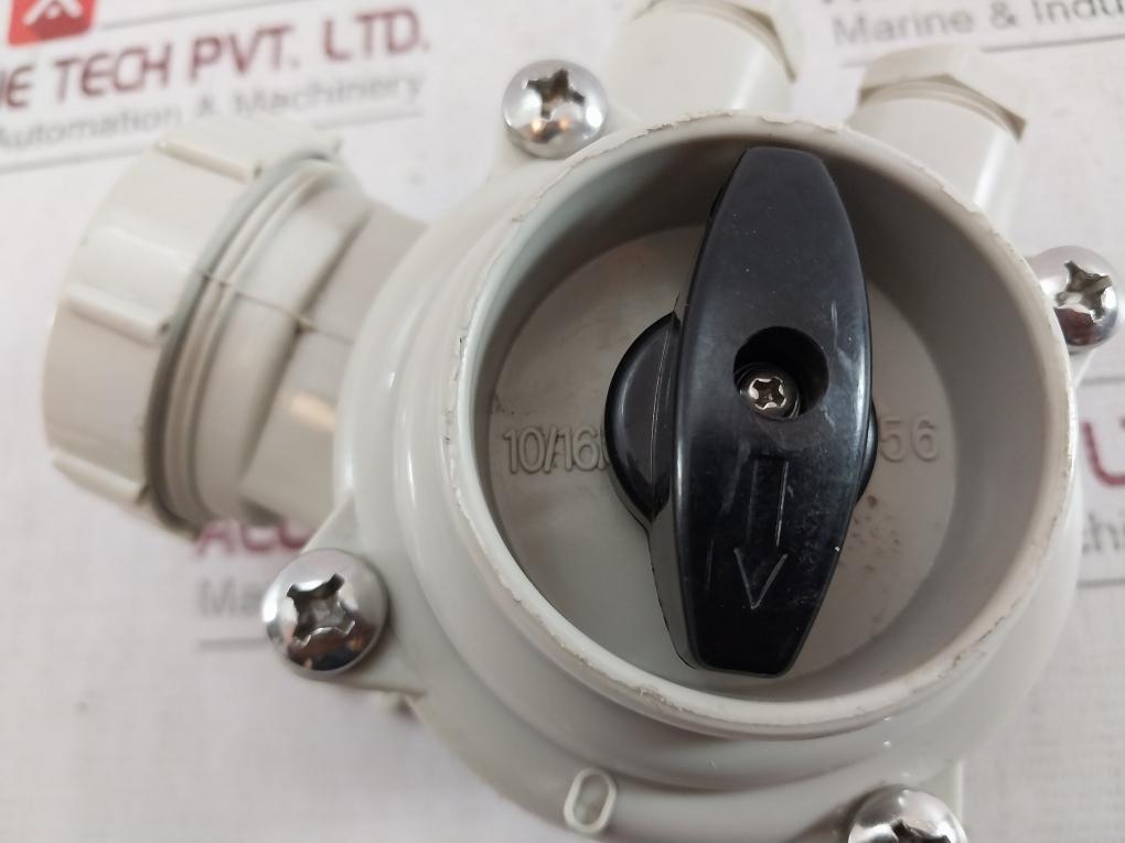 Czks202-3 Socket With Switch 1144/2/Fs 250V 10A