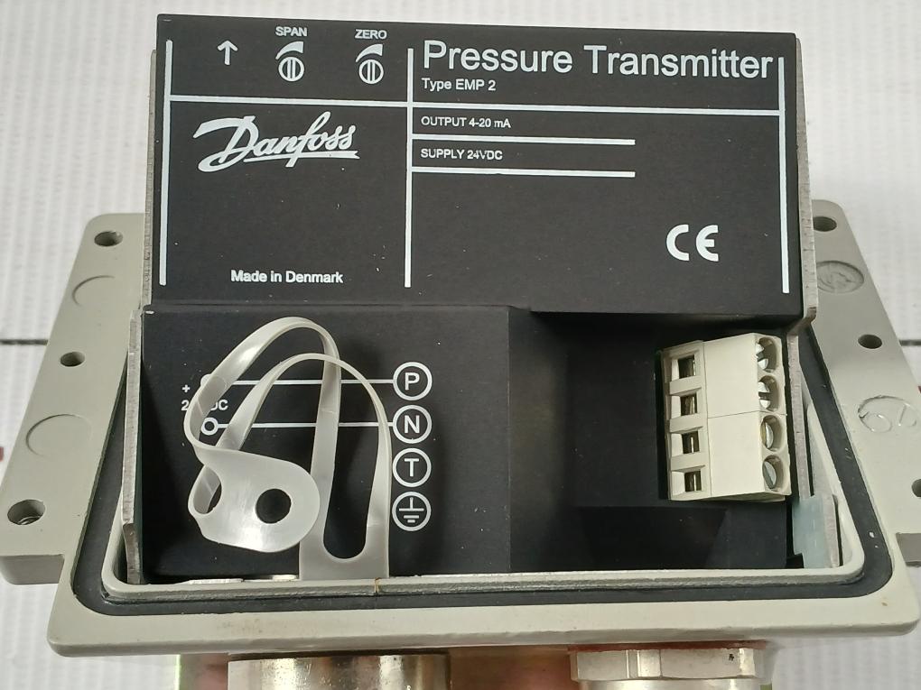 Danfoss 24Vdc,0-250 Bar Pressure Transmitter Emp 2