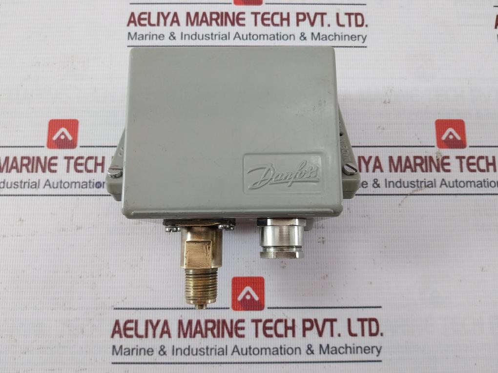 Danfoss Kps 35 Pressure Switch 0-0.8 Mpa 060-3100 12 Bar/175 Psig 240 Va