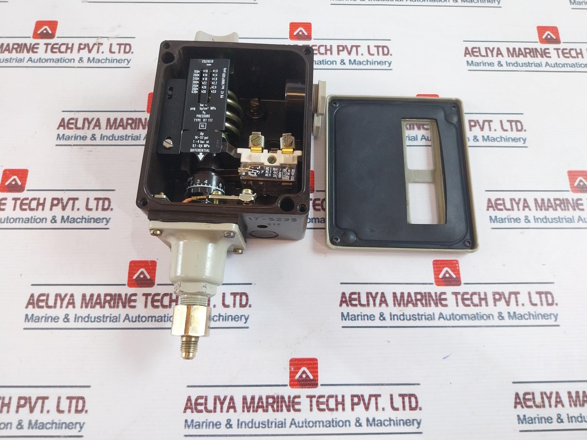 Danfoss Rt 117 Pressure Control Switch Pb 42 Bar/Mwp 609 Psig 12W