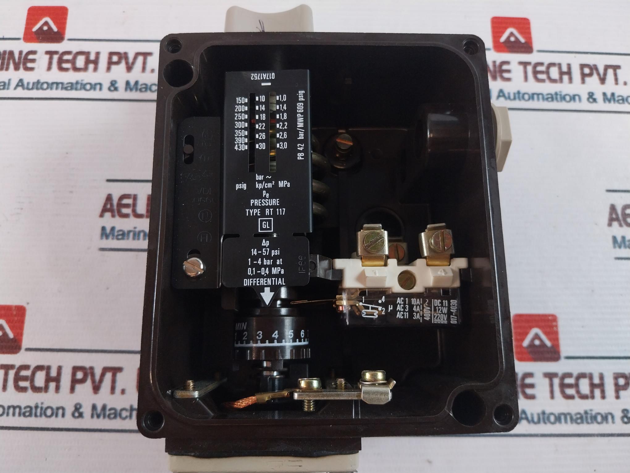 Danfoss Rt 117 Pressure Control Switch Pb 42 Bar/Mwp 609 Psig 12W