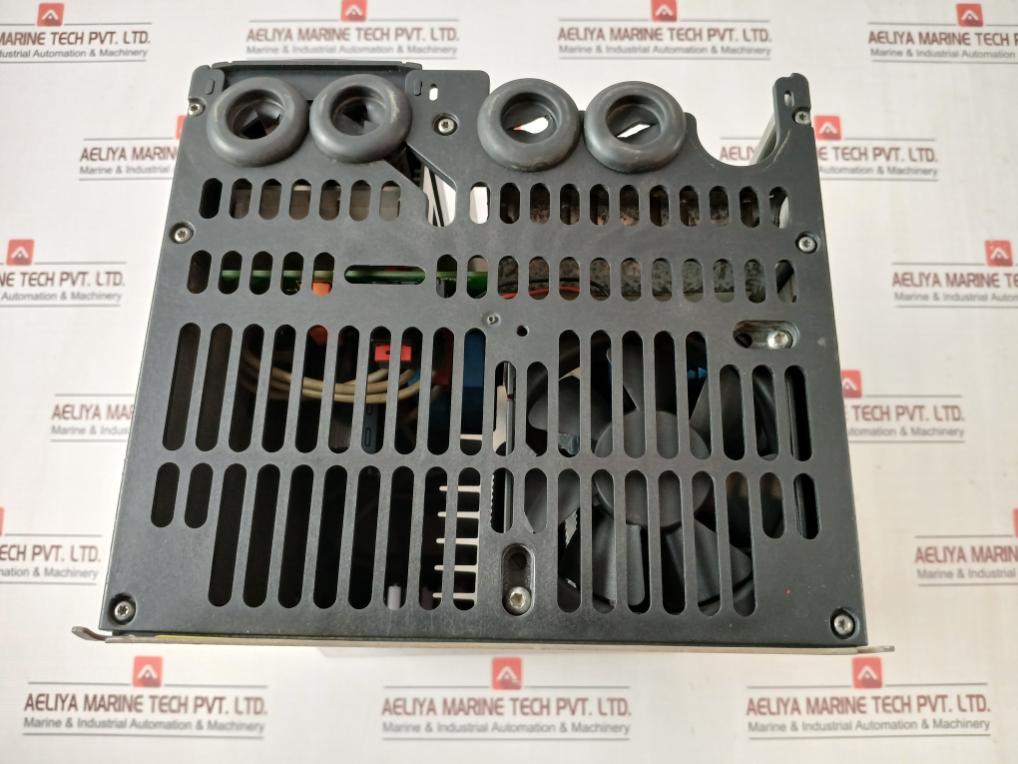 Danfoss Vlt 5000 Low Voltage Adjustable Frequency Drive 175Z0107